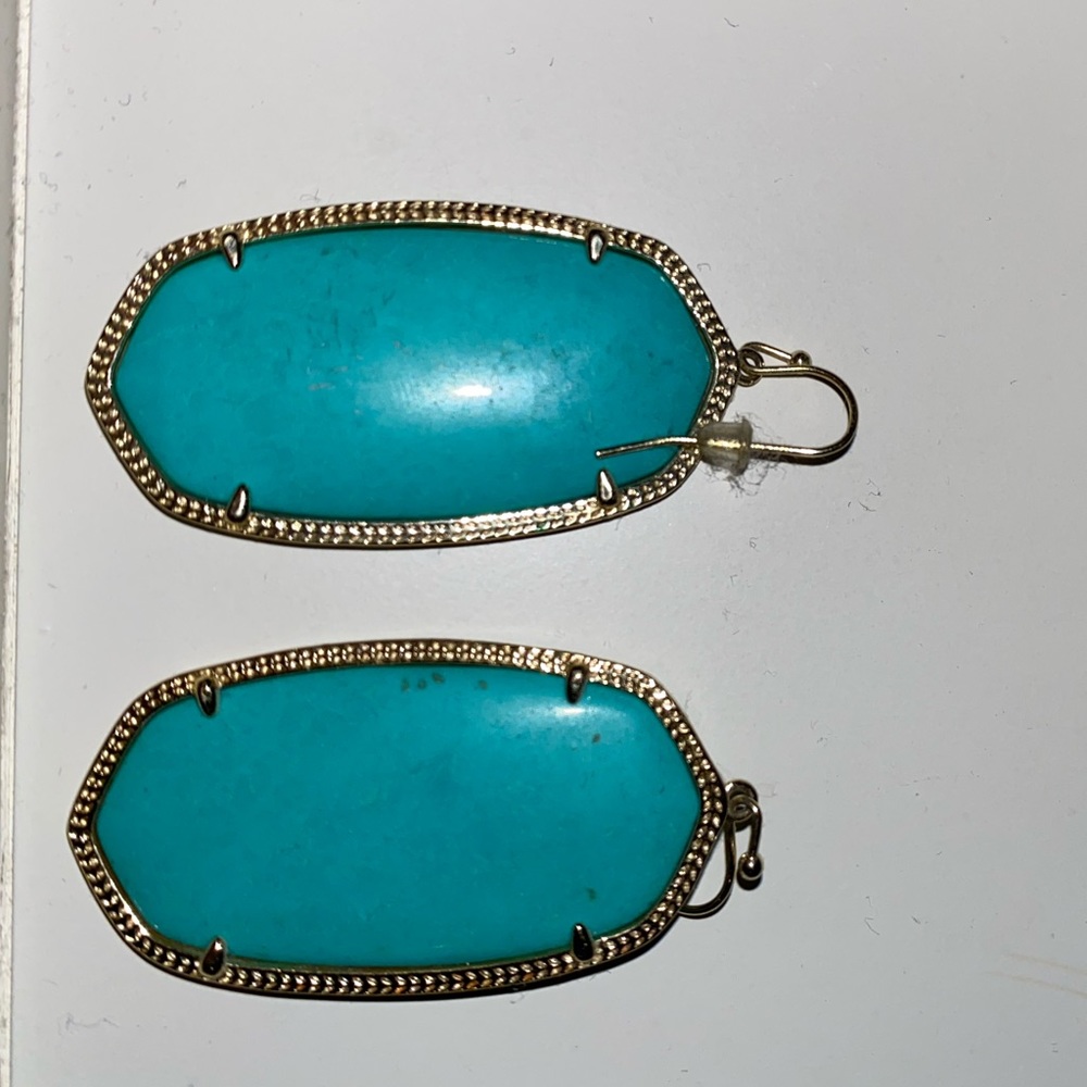 Kendra Scott earrings
